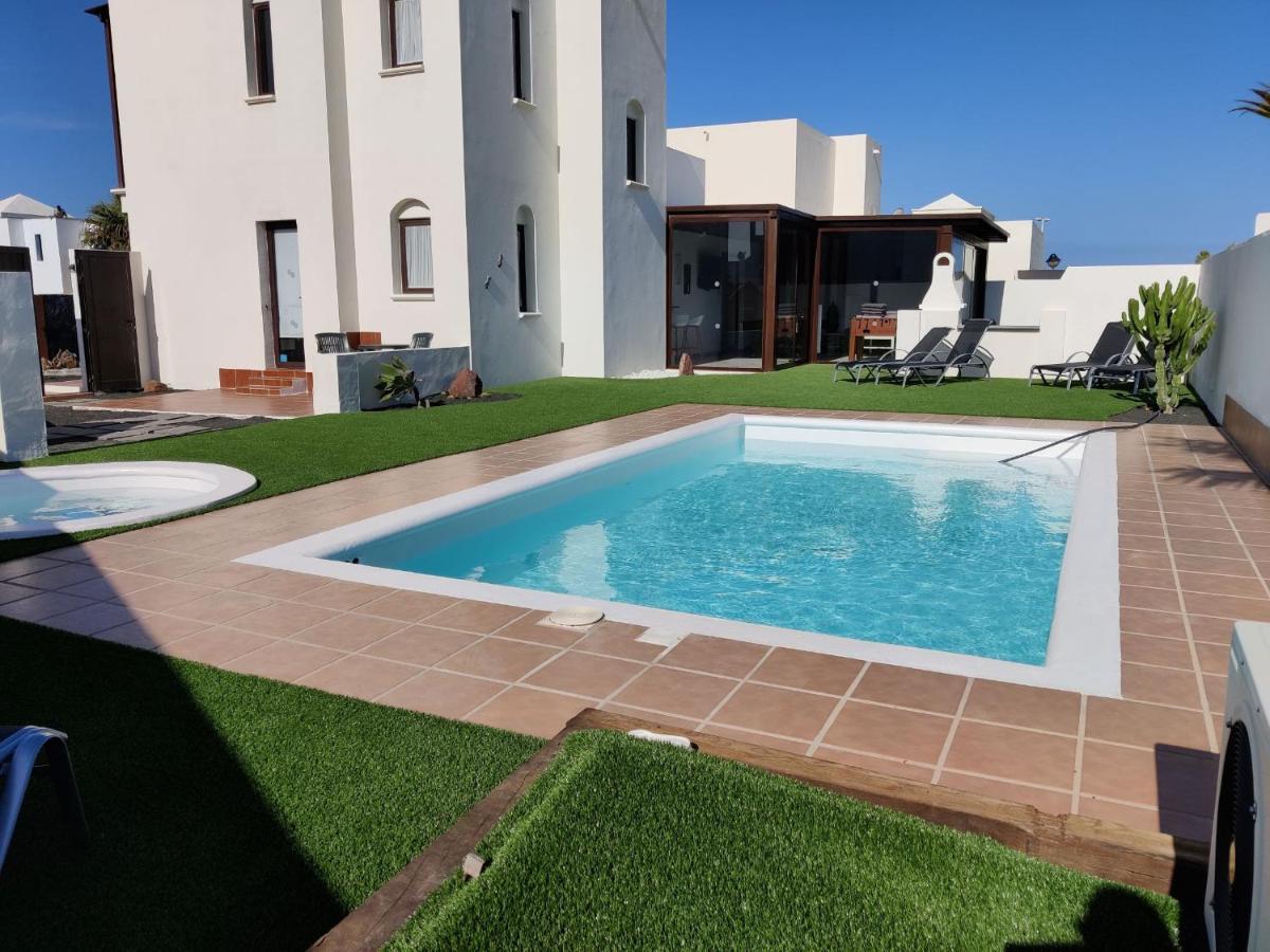 Villa Lanzarote Deluxe & Spa Pool Playa Blanca  Exteriör bild