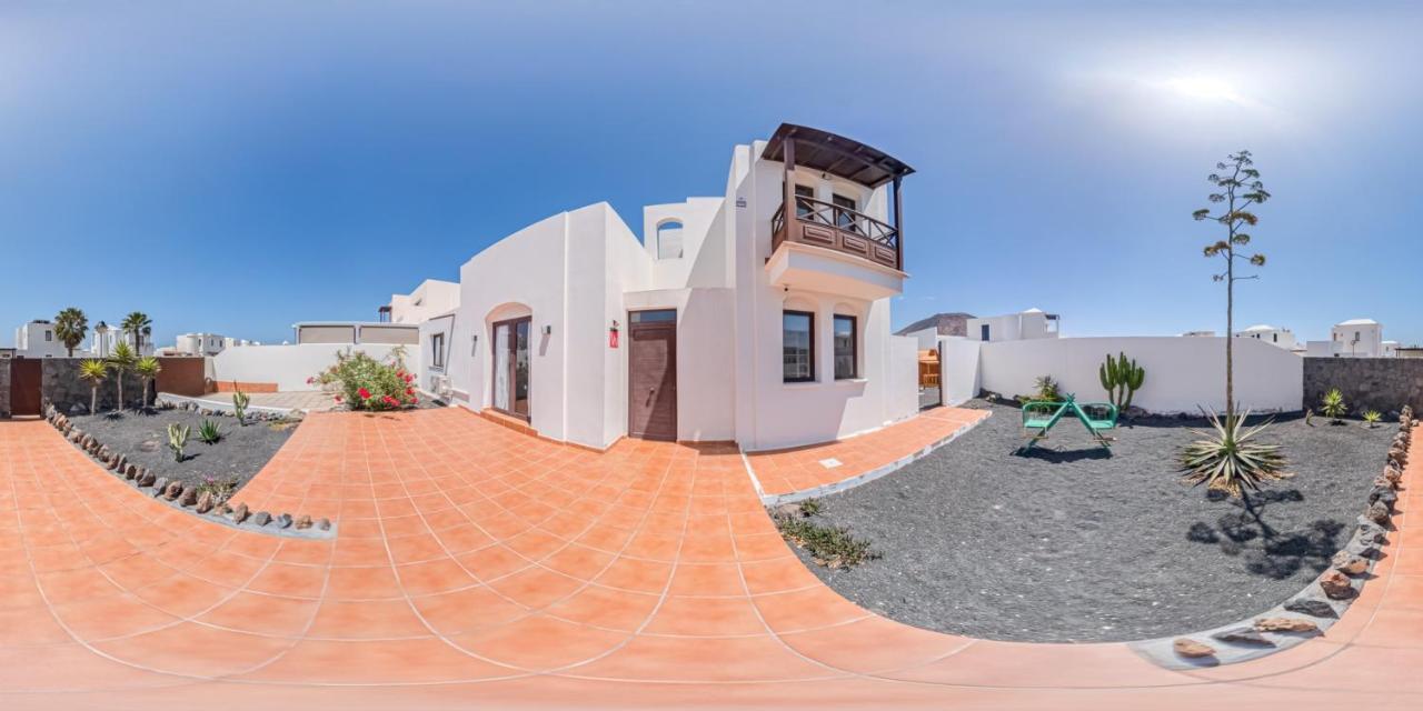 Villa Lanzarote Deluxe & Spa Pool Playa Blanca  Exteriör bild